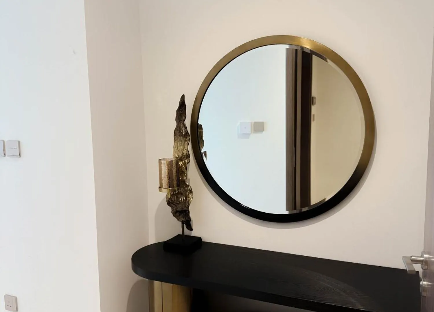 Ina Homes - Burj Royal 1 Bedroom Stylish Apartment Dubai United Arab Emirates